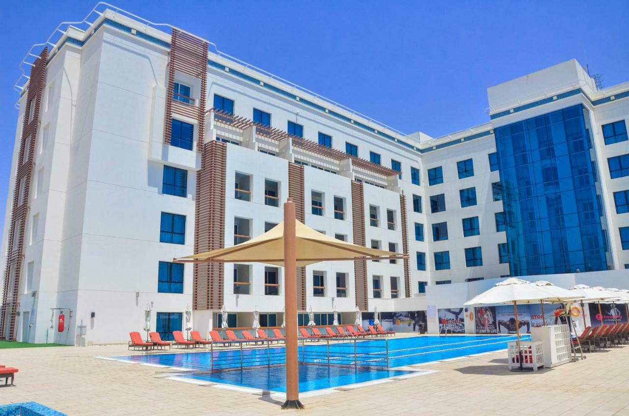 Four Points By Sheraton Аль-Айн Экстерьер фото The Nile City Towers